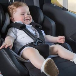 Детское автокресло AmaroBaby Favorite Isofix (АмароБэби Фэйворит Изофикс)